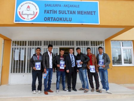 Akçakale'de Feza Dershanesi'nden YGS provası