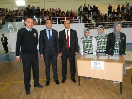 Akçakale'e liseler arası bilgi yarışması