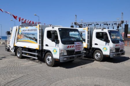 Akçay Belediyesi’ne üç yeni araç alındı