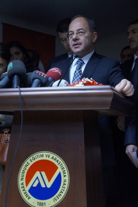 Akdağ: 137 kemoterapi merkezinde yılda 350 bin işlem gerçekleştiriyoruz