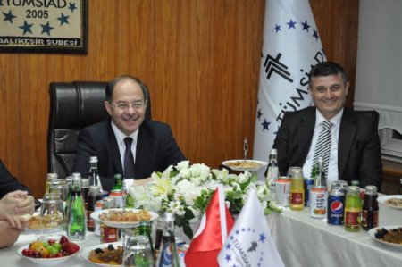 Akdağ: Her Şeye Atlayan Kılıçdaroğlu, Ssk Konusunda Dut Yemiş Bülbül Kesiliyor