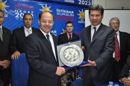 Akdağ: Her Şeye Atlayan Kılıçdaroğlu, Ssk Konusunda Dut Yemiş Bülbül Kesiliyor