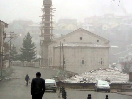 Akdağmadeni beyaza büründü