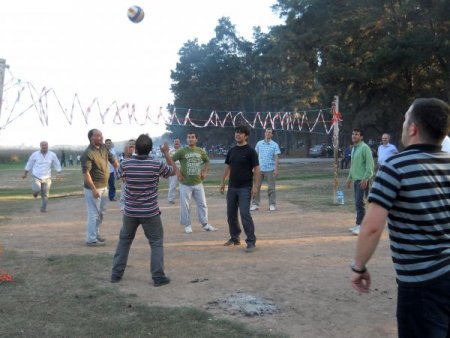 AKEGDER öğretmenleri piknikle bir araya getirdi