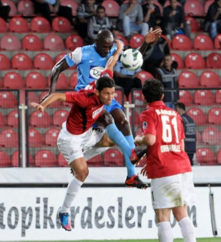 Akhisar Belediyespor: 0 - Gaziantepspor: 0