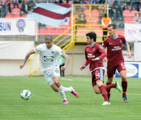 Akhisar Belediyespor: 1 - Trabzonspor: 0
