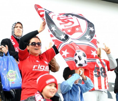 Akhisar Belediyespor: 2 - Sivasspor: 1