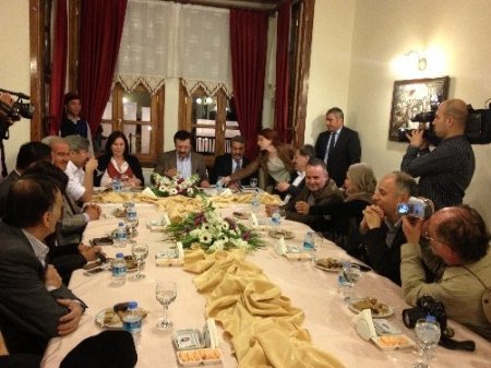 'Akil Adamlar' Burdur’da gazetecileri dinledi