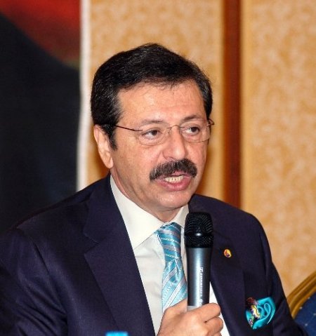 Akil İnsan Kadir İnanır: Söylendiği gibi akıl vermiyoruz, akıl alıyoruz