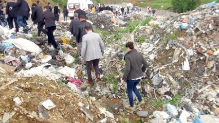 Akil İnsanlar, faili meçhul kazı alanlarına ziyaret etti