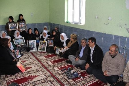 Akil İnsanlar, Uludereli annelerin acısını paylaştı