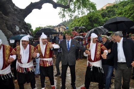 Akil İnsanlar Akdeniz Bölgesi Heyeti, Hıdır Bey ve Vakıflı köyünü ziyaret etti