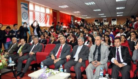 Akil İnsanlar Bitlis’te öğrencilerle buluştu