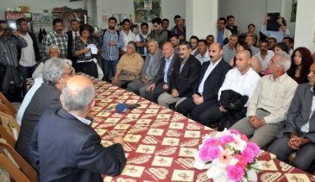 Akil İnsanlar: Destek gittikçe artıyor