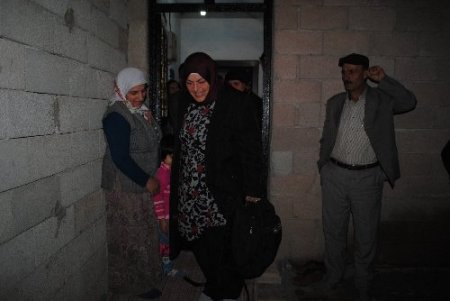 Akil İnsanlar Hakkari'de ölen PKK'lıların ailelerini dinledi