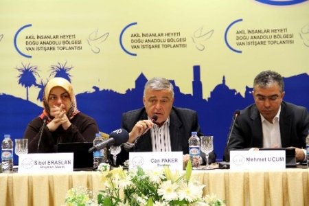 Akil İnsanlar Heyeti, Vanlıların barışla ilgili görüşlerini dinledi