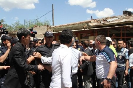Akil İnsanlar Heyeti Doğu Anadolu Grubu vatandaşlarla bir araya geldi