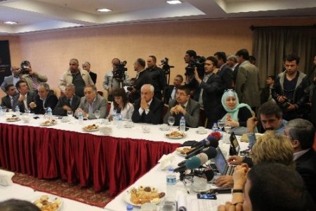 Akil İnsanlar Heyeti’nin toplantısını İşçi Partililer sabote etmeye kalktı