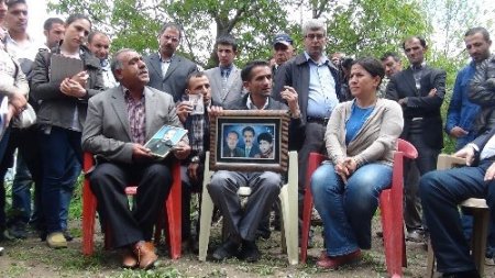 Akil İnsanlar'dan faili meçhul ailesine ziyaret