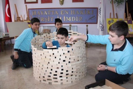 Akıl oyunları, öğrencilerin eğitim ve sosyal hayatını geliştiriyor