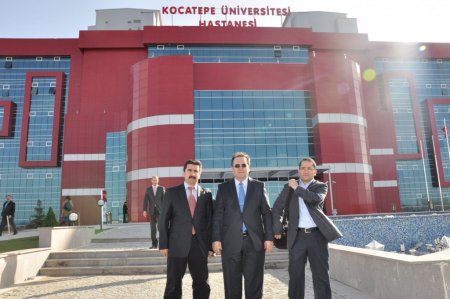 Akıllı hastanenin telefonları kilitlendi, 3 ay sonrasına gün veriliyor