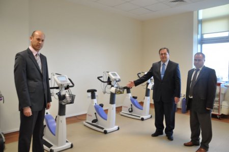 Akıllı hastanenin telefonları kilitlendi, 3 ay sonrasına gün veriliyor