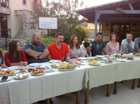 Akıllı köpek Max'in çekimleri Bozcaada'da yapılıyor