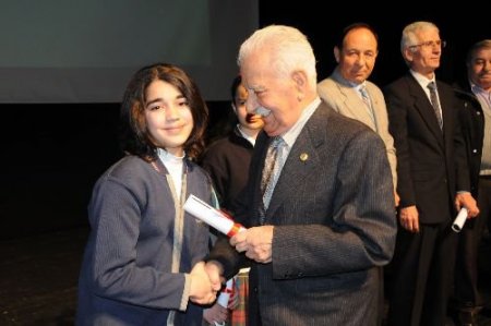 Akkılıç Kütüphanesi'nden 'hayallere' Ödül