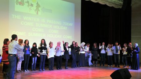 AKMEK kursların birinci dönemini şenlikle kapattı