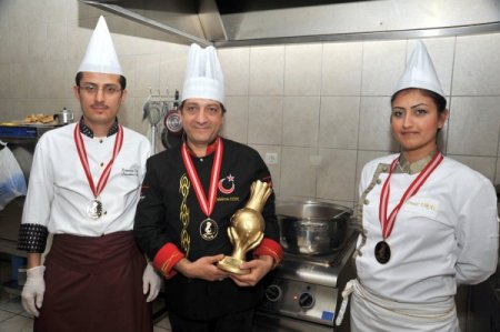 AKMEK'in kursiyerleri, uluslararası Aşçılar Yarışması’nda üçüncü oldu