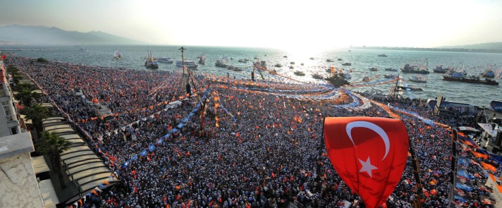 akp-izmir-2011.jpg akp-izmir-2011.jpg