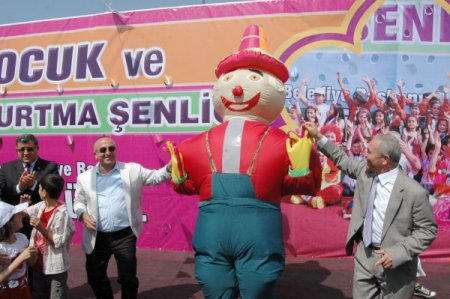 Akpm Başkanı Çavuşoğlu: Eğitim Yatırımlarımızla Milletimizin Yüzünü Güldürdük