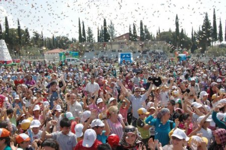 Akpm Başkanı Çavuşoğlu: Eğitim Yatırımlarımızla Milletimizin Yüzünü Güldürdük