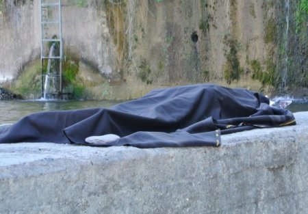 Akraba düğününe gelen çocuk gölette boğuldu