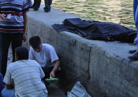 Akraba düğününe gelen çocuk gölette boğuldu