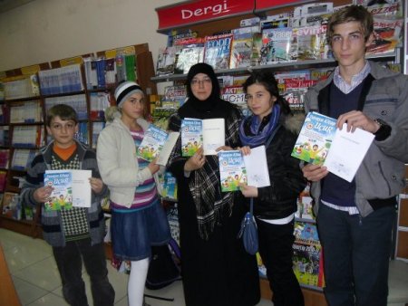 Aksaray Nt, Yuvaya Kitap Uçuruyor!