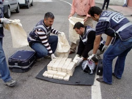 Aksaray Polisi 33,5 Kilogram Eroin Ele Geçirdi