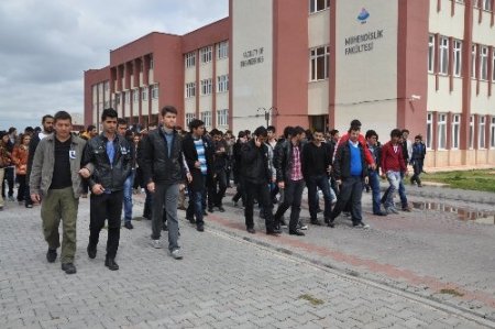 Aksaray Üniversitesi'nde öğrencilerin tepkisi dinmiyor