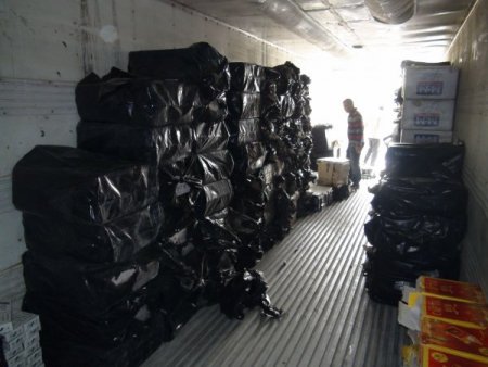 Aksaray'da 79 bin paket gümrük kaçağı sigara yakalandı