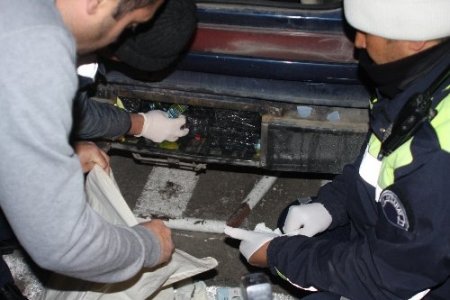 Aksaray’da otomobilin zulasından 41 bin adet cinsel gücü artırıcı hap çıktı