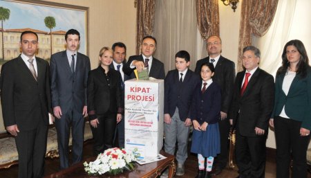 Aksekili öğrenciler Bingöl ve Hakkari'ye kitap gönderecek