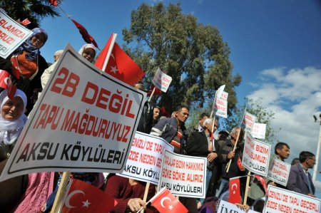Aksu'da 2B mitingi düzenlendi