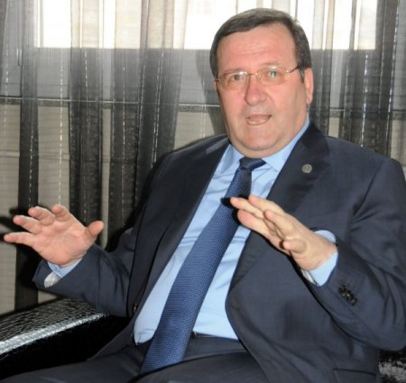 Akü, Gıda Analiz Laboratuvarı'nı Geliştirecek