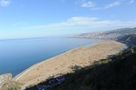 Akyazı Spor Kompleksi'nde dolgu çalışmaları devam ediyor