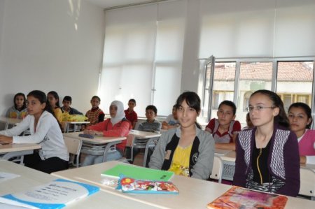 Akyurtlu öğrenciler SBS’ye aile merkezlerinde hazırlanıyor