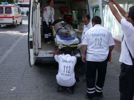 Alacak Verecek Meselesi Yüzünden Çıkan İki Ayrı Olayda 2 Kişi Öldü, 1 Kişi Yaralandı