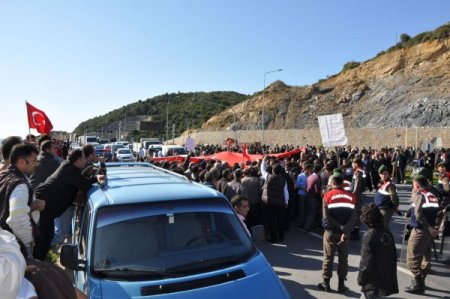 Alanya-Antalya yolu ikinci kez 2B’den trafiğe kapandı