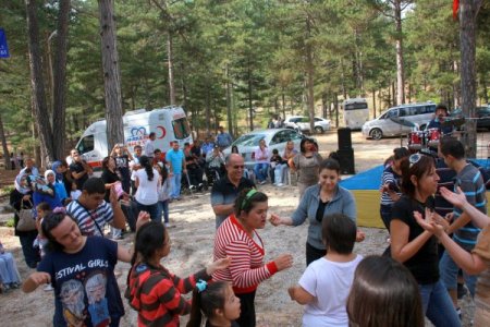 Alanya Belediyesi, engelli vatandaşları piknikte buluşturdu