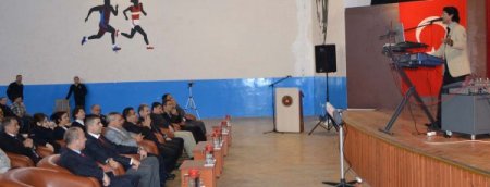 Alanya Cezaevi'nde mahkum ve hükümlüye moral konseri