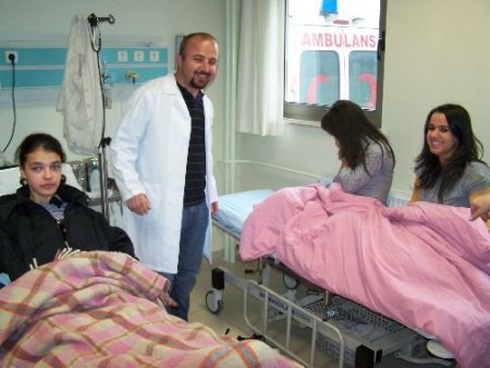 Alanya Öğretmen Lisesi Öğrencileri Kaza Geçirdi: 10 Yaralı